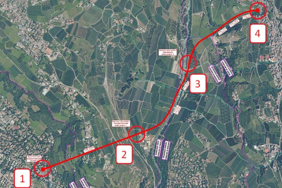 La funicolare partirà dal parcheggio Karl Wolf di Merano. Una prima stazione intermedia è prevista nella zona produttiva di Tirolo, la seconda nei pressi della zona sportiva di Scena. La stazione a monte sorgerà presso la Casa delle associazioni di Scena. (Foto: ASP/Dipartimento Mobilità)