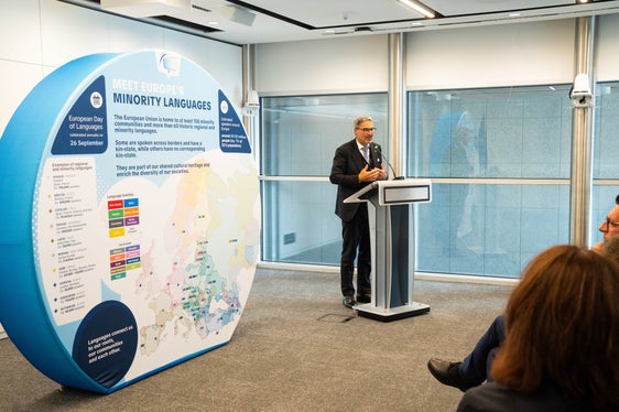 Vielfalt ist keine Gefahr für die Einheit der Staaten, sie ist ein Reichtum. In Vielfalt geeint zu sein, das ist Europa, unterstrich Landeshauptmann Arno Kompatscher bei der Veranstaltung EU Languages Day: Regional & Minority Languages – Enriching Diversity in Brüssel. (Foto: LPA/Mirco Paradiso)
