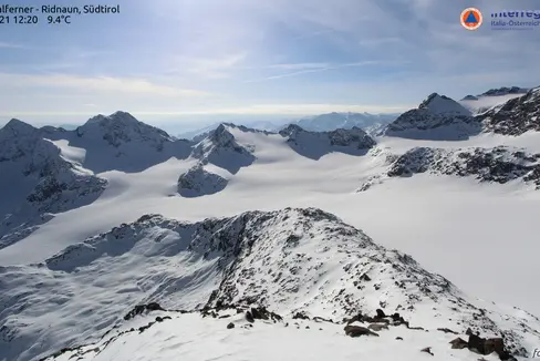 Das Interreg-Projekt Glacier Inventory South Tyrol-Tyrol GLISTT wird von der Europäischen Kommission als einer der Pioniere im Klimaschutz angesehen. Im Bild eine Momentaufnahme der Webcam auf dem Übeltalferner im Ridnauntal (Quelle: Agentur für Bevölkerungsschutz/Interreg-Projekt GLISTT)