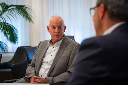 Dallo scorso mese di maggio, Roland Schroffenegger è entrato in carica come presidente di Lebenshilfe Alto Adige. Qui nella foto insieme al presidente Kompatscher. (Foto: ASP/Fabio Brucculeri)