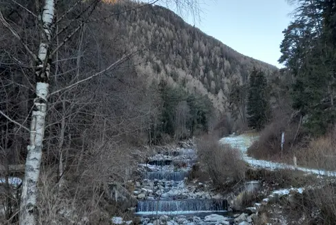 La Giunta provinciale ha deliberato l'aumento dei fondi per la viabilità rurale e di accesso ai masi (Foto: USP/Maja Clara)