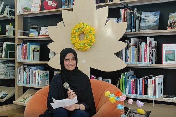 La Giornata della lettura ad alta voce fa parte della campagna di sensibilizzazione #multilingual ed è stata organizzata in collaborazione tra i tre Dipartimenti culturali e le Direzioni all’istruzione della Provincia. (Foto: ASP/Ufficio Educazione permanente)