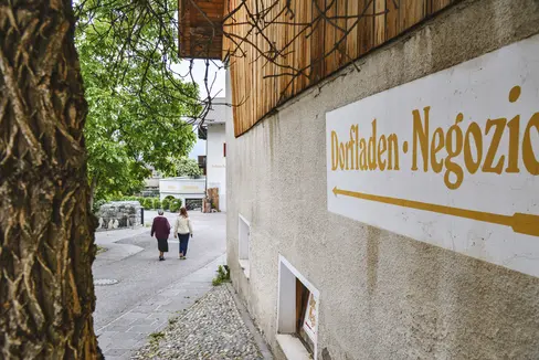 La Provincia continua a impegnarsi per mantenere il servizio di vicinato. Oggi la Giunta ha aumentato gli importi dei sussidi. Domande da febbraio (Foto: Peter Daldos)