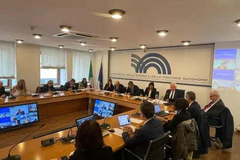 Una seduta della Conferenza delle Regioni e delle Province autonome (Foto: www.regioni.it)