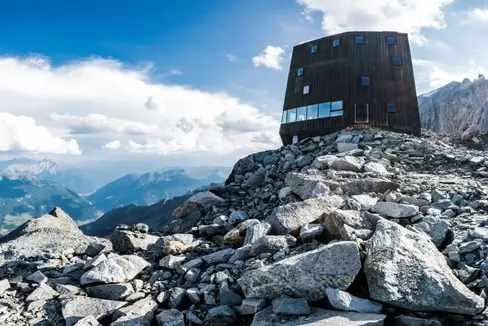 La Giunta provinciale ha approvato nella seduta del 14 settembre la modifica ai criteri per i contributi a favore delle attività alpine.