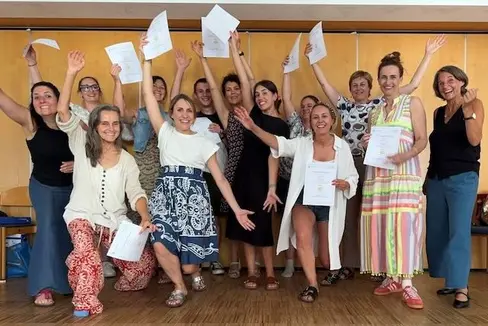 Teilnehmerinnen und Teilnehmer der Ausbildung Lerncoaching mit Referentin Iris Komarek (ganz rechts). (Foto: LPA/Landesdirektion Berufsbildung)