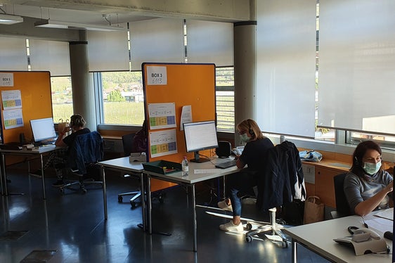 Fino a sei dipendenti hanno risposto alle domande dei cittadini durante la pandemia e durante la prima fase della guerra in Ucraina. Il servizio telefonico per i cittadini sarà interrotto il 31 dicembre (Foto: ASP/Ripartizione Protezione Civile)