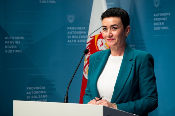 Landesrätin Ulli Mair hat heute (14. Mai) die geplanten Vereinfachung im Bereich der Wohnbauförderung vorgestellt. (Foto: LPA/Fabio Brucculeri)