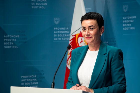 Landesrätin Ulli Mair hat heute (14. Mai) die geplanten Vereinfachung im Bereich der Wohnbauförderung vorgestellt. (Foto: LPA/Fabio Brucculeri)