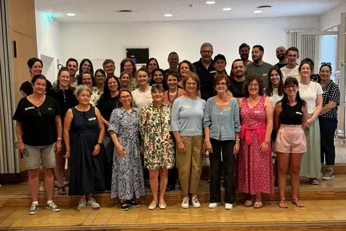 Gemeinsam für die Schülerinnen und Schüler: Die Teams der Schulsozialarbeit der berufsbildenden Schulen beim Abschlusstreffen zum heurigen Schuljahr. (Foto: LPA/Landesdirektion deutschsprachige Berufsbildung)