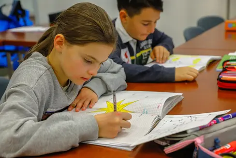Il 23 gennaio è previsto un incontro con i sindacati degli insegnanti affinché le trattative per il nuovo contratto collettivo possano iniziare il prima possibile. (Foto: USP/Oskar Verant)