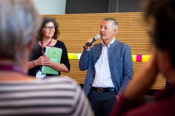 L'assessore provinciale Brunner (nella foto insieme alla consulente Sabina Frei) (Foto: ASP/Fabio Brucculeri)