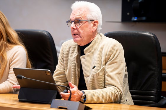CUP-Vorsitzender Claudio Sartori (Ingenieurkammer) und seine Kolleginnen und Kollegen boten dem Land ihre Zusammenarbeit an. (Foto: LPA/Fabio Brucculeri)