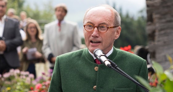 Il presidente dell'EFA Karas: L'Euregio è un partner a livello visivo. Insieme, rafforziamo le prospettive regionali e le colleghiamo alle grandi questioni che l'Europa deve affrontare. (Foto: Land Tirol/Sedlak)