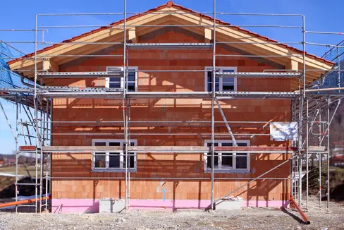 Die Agentur für Wohnbauaufsicht berät zu und kontrolliert die Einhaltung der Regelungen im Zusammenhang mit konventioniertem Wohnraum. Nun wurde der Dreijahresplan 2023-25 genehmigt. (Foto: Pixabay)