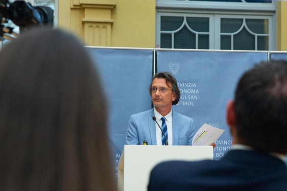 Il sovrintendente Vincenzo Gullotta ha chiarito che le prospettive per il prossimo anno scolastico riguarderanno i servizi per la sanità e l’assistenza sociale, le nuove tecnologie e l'IA, il teatro e nuovi protocolli d’intesa (Foto: ASP/Greta Stuefer)