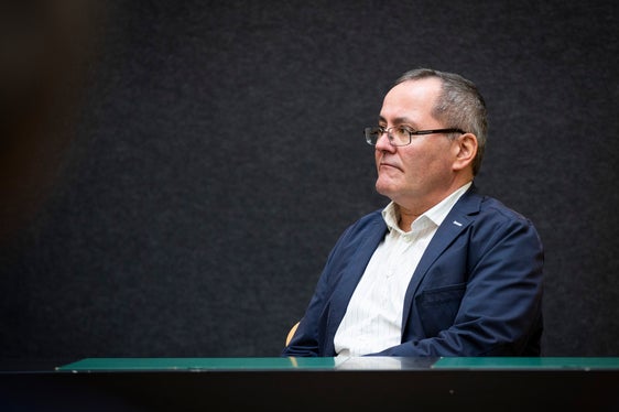 Bildungsdirektor Gustav Tschenett forderte dazu auf, die Ergebnisse kompetent zu lesen und zu verwenden, um dort einzugreifen, wo es notwendig ist. (Foto: LPA/Fabio Brucculeri)