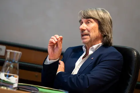 “La formazione dei futuri medici di medicina generale è essenziale per garantire a lungo termine l’assistenza sanitaria sul territorio, spiega l'assessore provinciale alla Prevenzione sanitaria e Salute, Hubert Messner. (Foto: USP/Fabio Brucculeri)