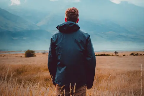 Ziel des Arge Alp Preises 2025, der mit insgesamt 10.000 Euro dotiert ist, ist es, wertvolle Initiativen aufzuwerten, die die Verbindung zwischen jungen Menschen und ihren Berggebieten fördern. (Foto: Arge Alp)