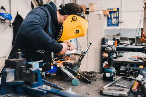 Nel 2025, la Ripartizione Sviluppo economico della Provincia ha concesso complessivamente 5 milioni di euro di contributi a fondo perduto per gli investimenti di piccole e microimprese. (Foto: Aurelien Romain/Unsplash/Utilizzabile solo per la pubblicazione di questo comunicato stampa)