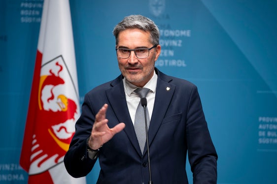 Landeshauptmann Kompatscher: In Umsetzung der neuen Essensregelung beteiligt sich das Land an den Kosten der Gemeinden für die Mahlzeiten des pädagogischen Kindergartenpersonals. (Foto: LPA/Fabio Brucculeri)