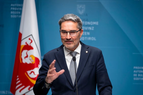 Landeshauptmann Kompatscher: In Umsetzung der neuen Essensregelung beteiligt sich das Land an den Kosten der Gemeinden für die Mahlzeiten des pädagogischen Kindergartenpersonals. (Foto: LPA/Fabio Brucculeri)