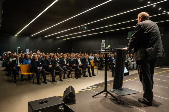 Circa 200 persone hanno partecipato al simposio scientifico in occasione del 50° anniversario del Centro di Sperimentazione Laimburg. (Foto: USP/Centro di Sperimentazione Laimburg/Ivo Corrà)