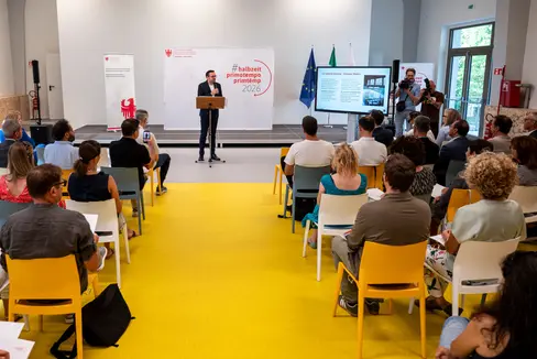 Im Bereich der Wirtschaftsentwicklung benannte Landesrat Marco Galateo vor allem die Wirtschaftsplattform 2030 als wichtigste Maßnahme seiner bisherigen zweieinahalbjährigen Amtszeit. (Foto: LPA/Fabio Brucculeri)