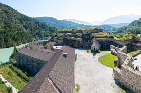 Mille dei 65.000 metri quadrati del forte di Fortezza saranno utilizzati per allestire l'esposizione permanente della storia del territorio altoatesino. (Foto: Forte di Fortezza/Georg Hofer)