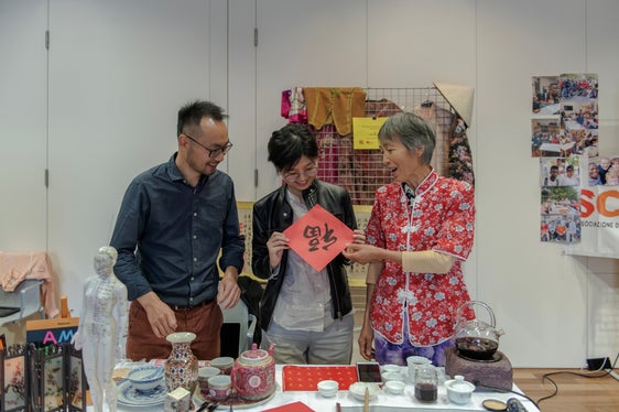 In Südtirol sind 50 Vereine aktiv, die sich für den interkulturellen Dialog und die Pflege der Herkunftskultur von Migrantinnen und Migranten einsetzen. (Foto: LPA/Claudia Corrent)