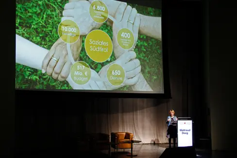 Derzeit wird ein erster Textentwurf des neuen Landessozialplanes erarbeitet, im Sommer 2022 wird das Dokument schließlich der Landesregierung zur Beschlussfassung vorgelegt. (Foto: LPA/Greta Stuefer)