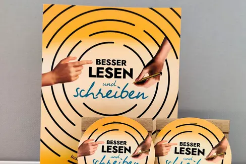 Eine besondere Sensibilisierungsaktion, die elementare Lese- und Schreibfertigkeiten fördern will, steht zum Frühlingsbeginn am 21. März in Bruneck auf dem Programm.