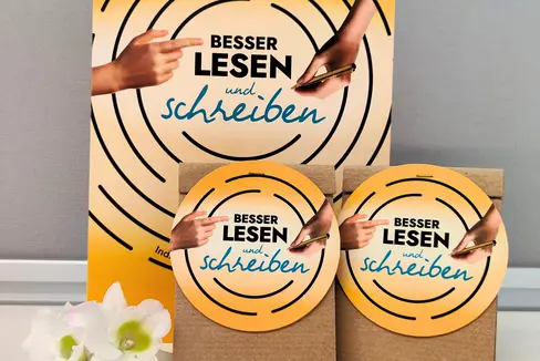 Eine besondere Sensibilisierungsaktion, die elementare Lese- und Schreibfertigkeiten fördern will, steht zum Frühlingsbeginn am 21. März in Bruneck auf dem Programm.