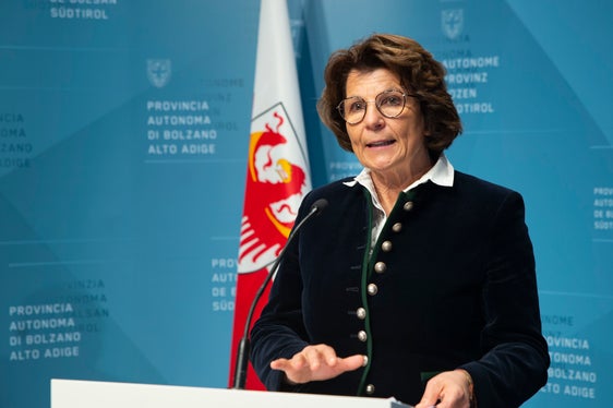 Un totale di 18 milioni di euro è disponibile per la conservazione degli habitat e delle specie Natura 2000, ha spiegato l’assessora provinciale Maria Hochgruber Kuenzer (Foto: ASP/Fabio Brucculeri)