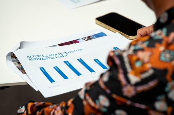 Je nach Bezirk betragen die Wartezeiten auf die Einstufung derzeit vier Monate (Pustertal) bis zu 8,5 Monaten (Bozen). An der Verringerung dieser Zeiten wird gearbeitet. (Foto: LPA/Fabio Brucculeri)