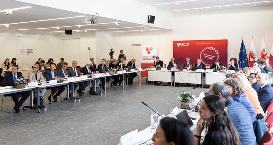 Seduta dell'Assemblea dell'Euregio, che ha deciso di introdurre l'Euregio Ticket. (Foto: USP/Tiberio Sorvillo)