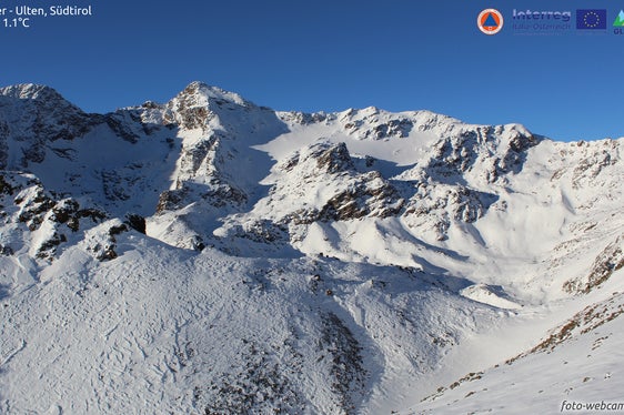 Das Interreg-Projekt Glacier Inventory South Tyrol-Tyrol GLISTT wird von der Europäischen Kommission als einer der Pioniere im Klimaschutz angesehen. Im Bild eine Momentaufnahme der Webcam auf dem Weißbrunnferner im Ultental von heute (Quelle: Website Interreg-Projekt GLISTT)