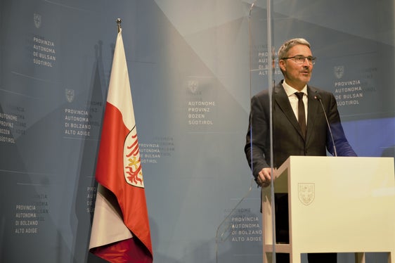 LH Kompatscher: Die Landesregierung ruft deshalb zu mehr Disziplin und die Einhaltung der Regeln auf. (Foto: LPA/Michela Antino)