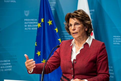 Landesrätin Maria Hochgruber Kuenzer: Mit dem Landesgesetz für Kulturgüter bekommt die Verwaltung unseres einzigartigen kulturellen Erbes einen neuen gesetzlichen Rahmen. (Foto: LPA/Fabio Brucculeri)