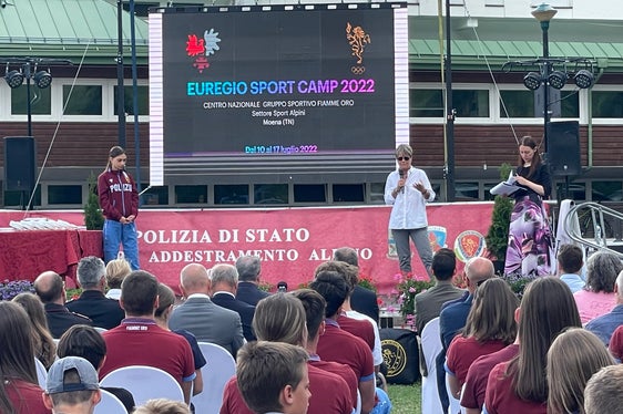 Un momento della festa di apertura dell'Euregio Sport Camp a Moena (Foto Ufficio stampa Provincia Autonoma di Trento)
