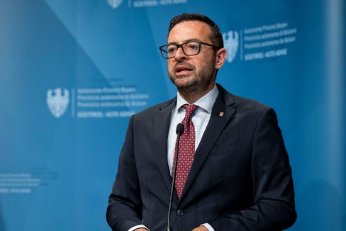 Eine neue Fördermaßnahme, die auf Vorschlag von Landesrat Marco Galateo gutgeheißen wurde, sieht die Unterstützung von Unternehmen bei der Durchführung von Vorhaben und Veranstaltungen vor, die einen Mehrwert für das gesamte Land bringen. (Foto: LPA/Fabio Brucculeri)