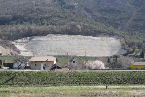 Die Schottergrube St. Florian in Laag in Neumarkt (Foto: LPA/Amt für Industrie und Gruben)