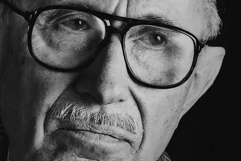 Pier Luigi Siena è stato pittore, critico e storico dell’arte e direttore di Museion dal 1987 al 2001. Ora una parte del premio a lui dedicato sarà destinata agli artisti locali. (Foto ASP)