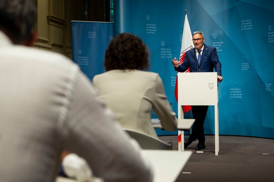 Nella riunione di oggi (martedì 2 luglio), la Giunta provinciale ha approvato contributi per un totale di 3,06 milioni di euro per la Radiotelevisione Azienda Speciale della Provincia di Bolzano (RAS). (Foto: ASP/Fabio Brucculeri)