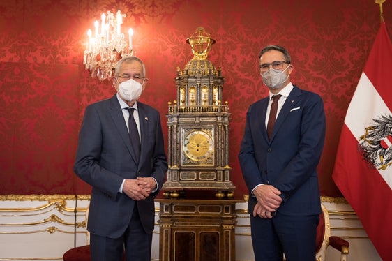 Il Presidente della Repubblica d'Austria Alexander Van der Bellen (sx) insieme al Presidente della Provincia di Bolzano Arno Kompatscher (dx). (Foto: Peter Lechner)