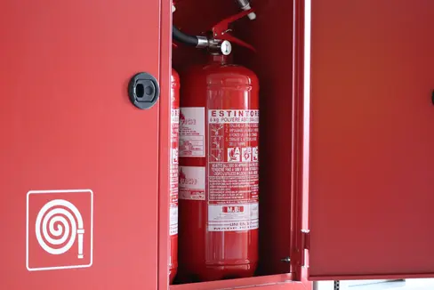 La Giunta provinciale ha approvato ieri (3 dicembre), su proposta del presidente Kompatscher, una modifica del regolamento riguardante il verbale di collaudo di prevenzione incendi. (Foto: USP/Maja Clara)