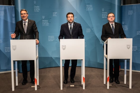 Kompatscher, Salvini e Fugatti durante la conferenza stampa che ha fatto seguito all'incontro (Foto: ASP/Ivo Corrà)