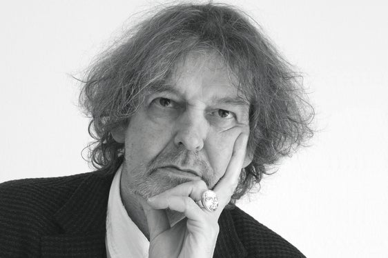 In Prantner oder Die Erfindung der Vergangenheit, Joseph Oberhollenzer ci guiderà invece attraverso l'immaginario paese altoatesino di Aibeln (Foto: Lois Steger)