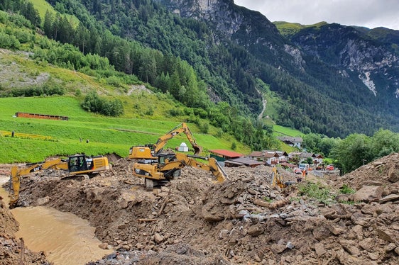 Nach dem vom Landeszivilschutz angekündigten gestrigen Unwetterereignis haben bei Tagesanbruch die Aufräumarbeiten begonnen, im Bild im Pflerscherbach und im Toffringerbach. (Foto: Agentur für Bevölkerungsschutz/Amt für Wildbach- und Lawinenverbauung Nord)