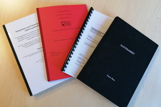 Ogni anno la Commissione pari opportunità assegna il premio Le donne nella scienza per elaborati scientifici sulla condizione della donna nella società o le pari opportunità (Foto: ASP/Ufficio donna)